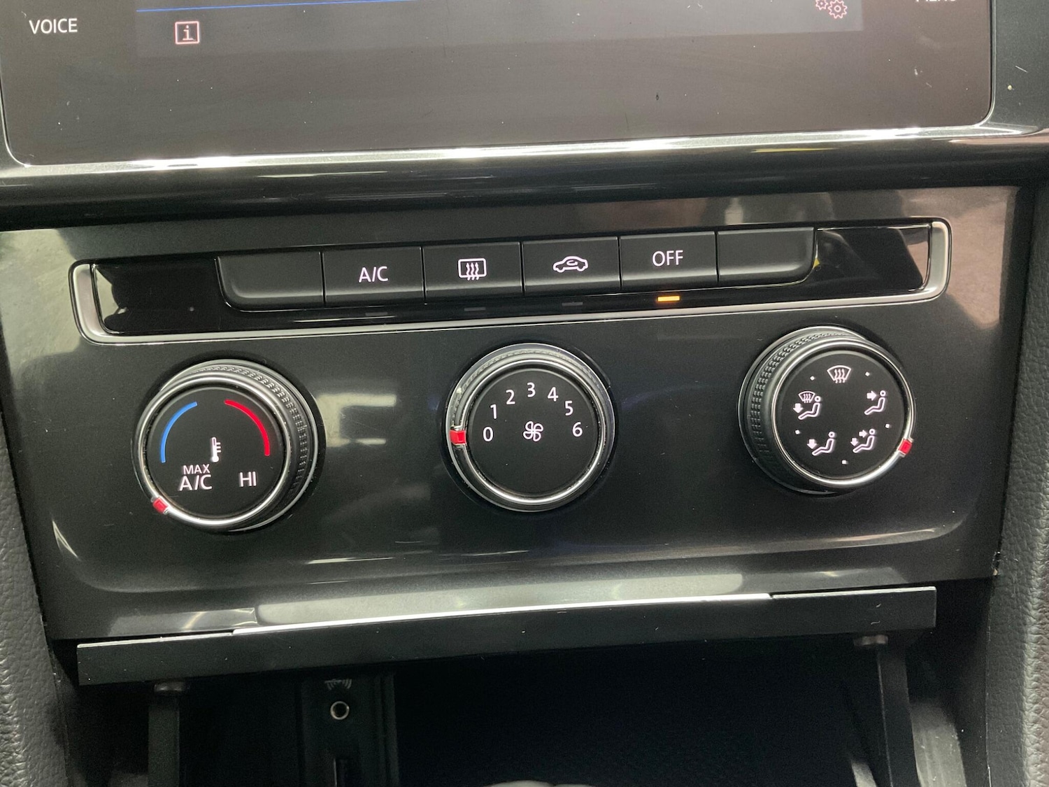 Used Volkswagen Golf 2018 for sale - 75645897: Photo 11