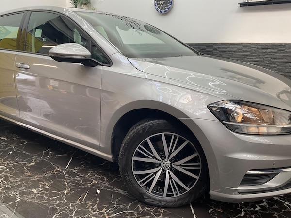 Used Volkswagen Golf 2018 for sale - 75645897: Photo 3