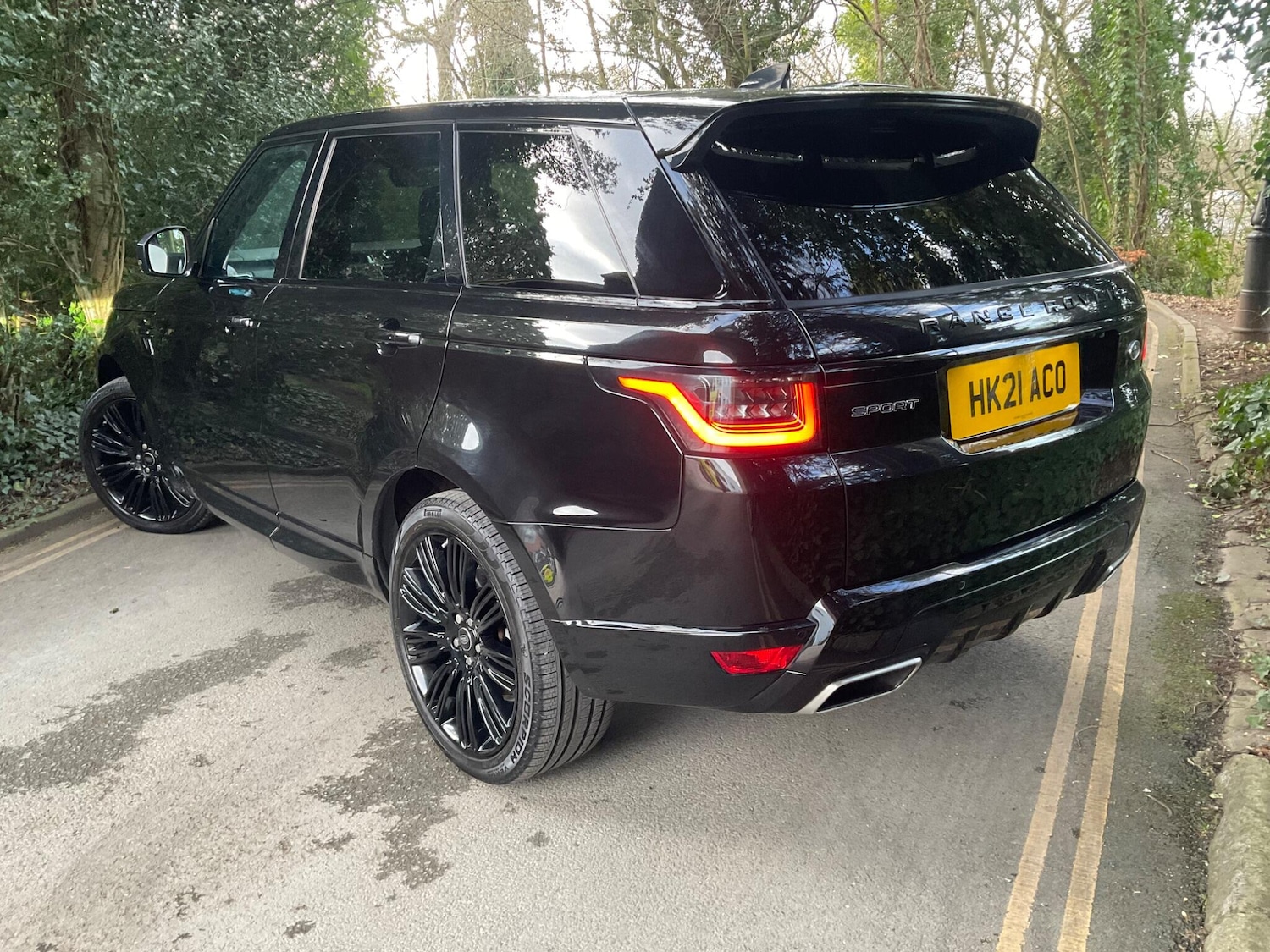 Used Land Rover Range Rover Sport 2021 for sale - 77266764: Photo 2