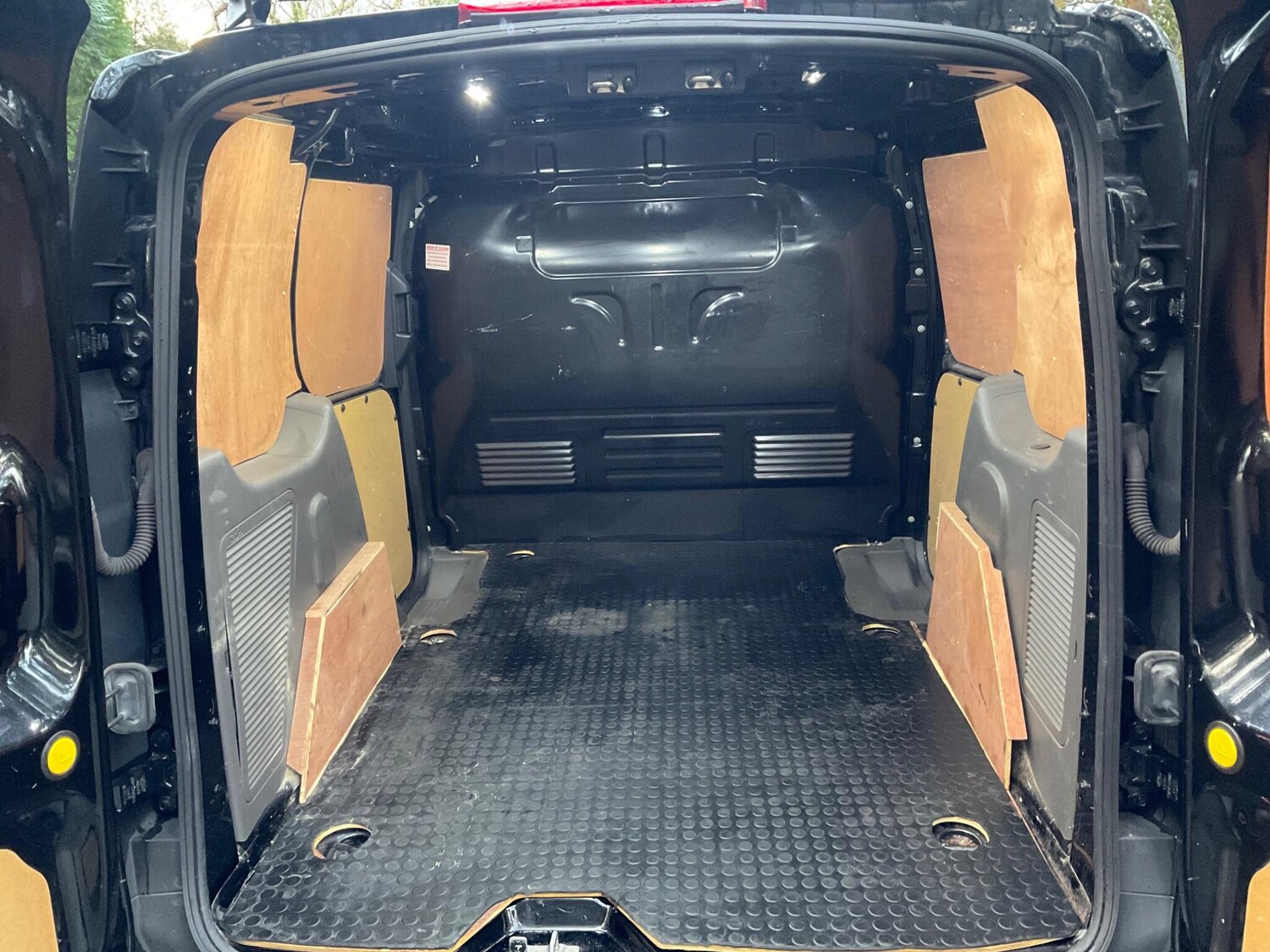 Used Ford Transit Connect 2019 for sale - 77190635: Photo 17