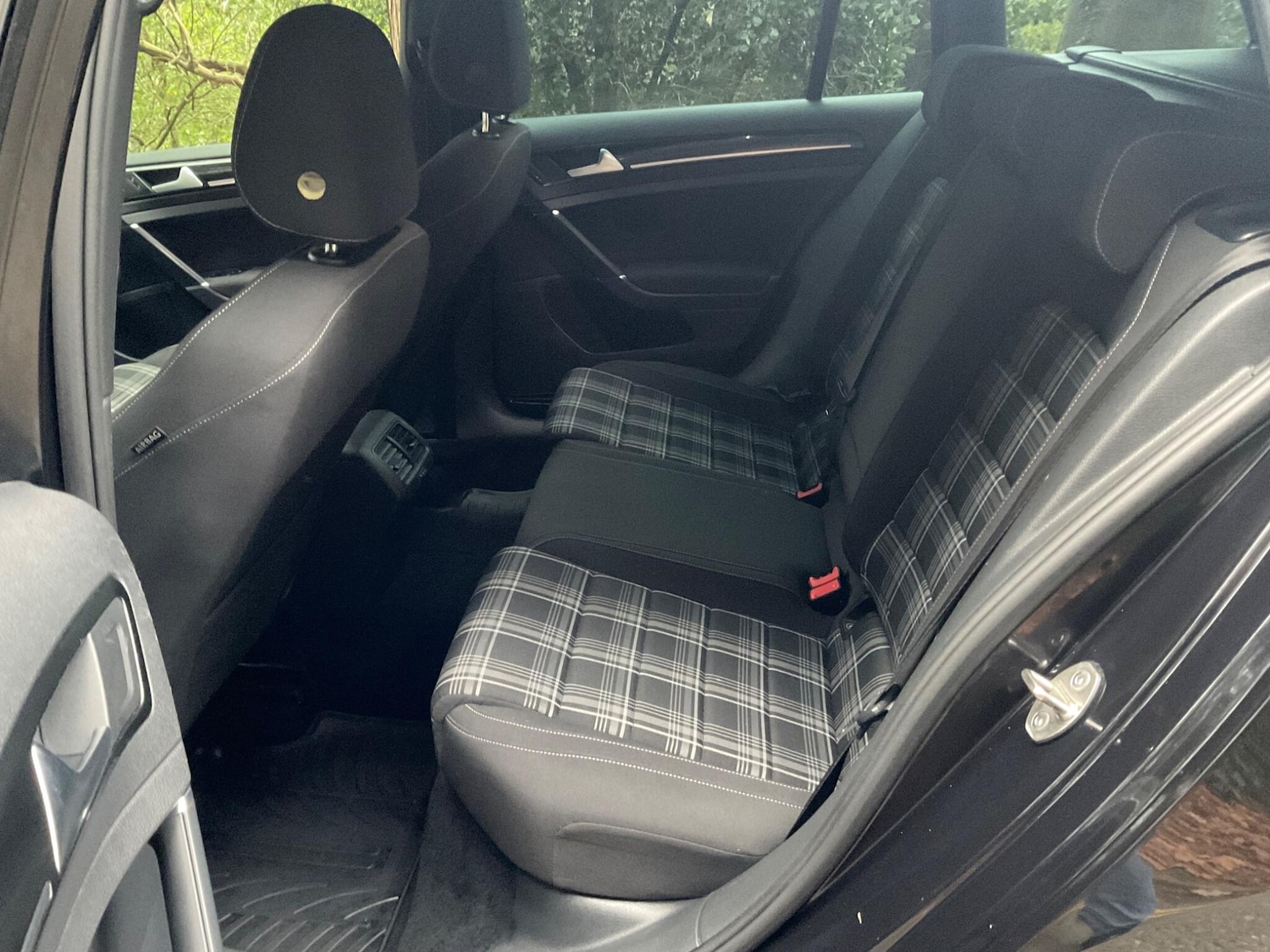 Used Volkswagen Golf 2017 for sale - 77066640: Photo 20