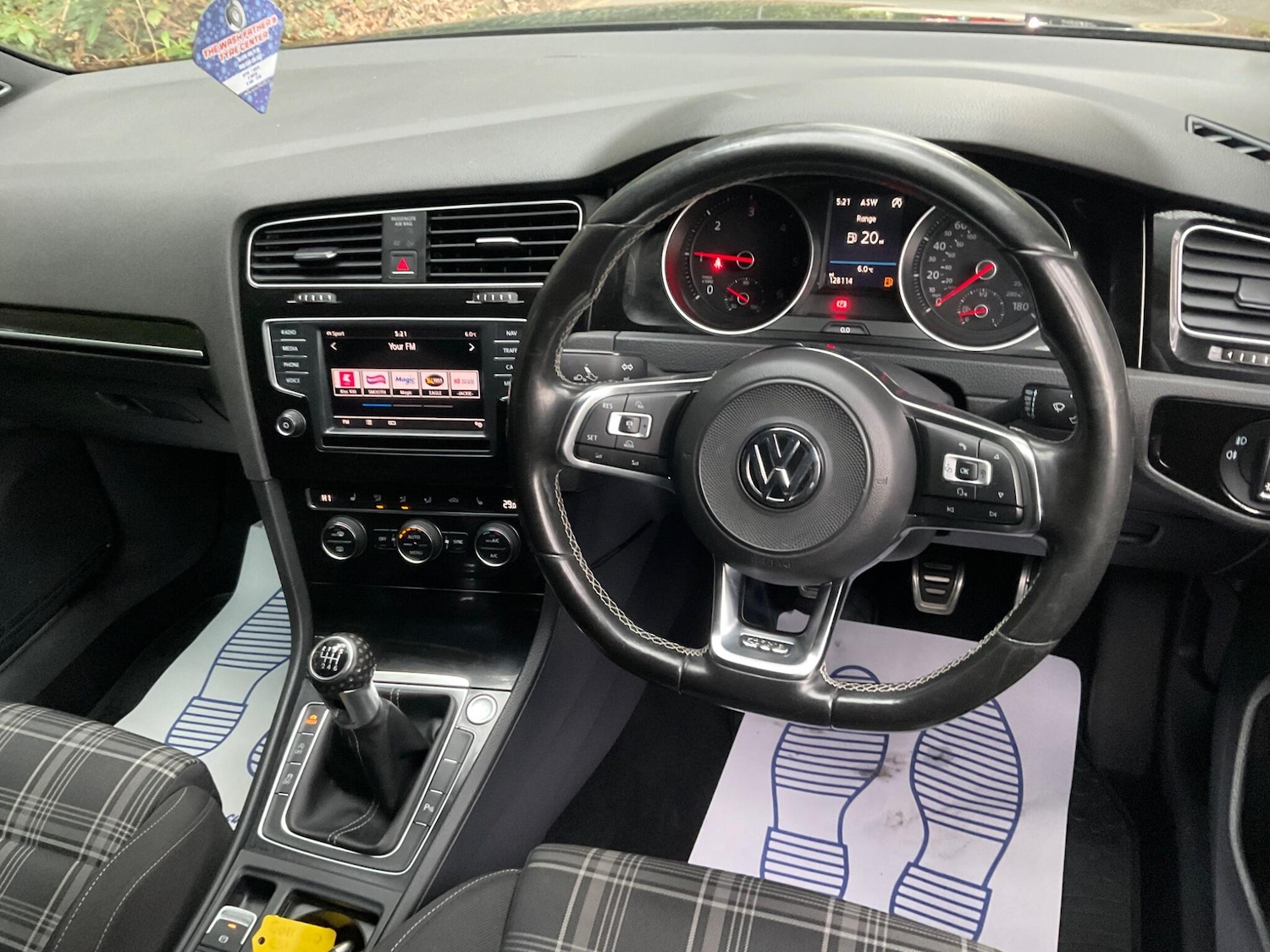 Used Volkswagen Golf 2017 for sale - 77066640: Photo 25