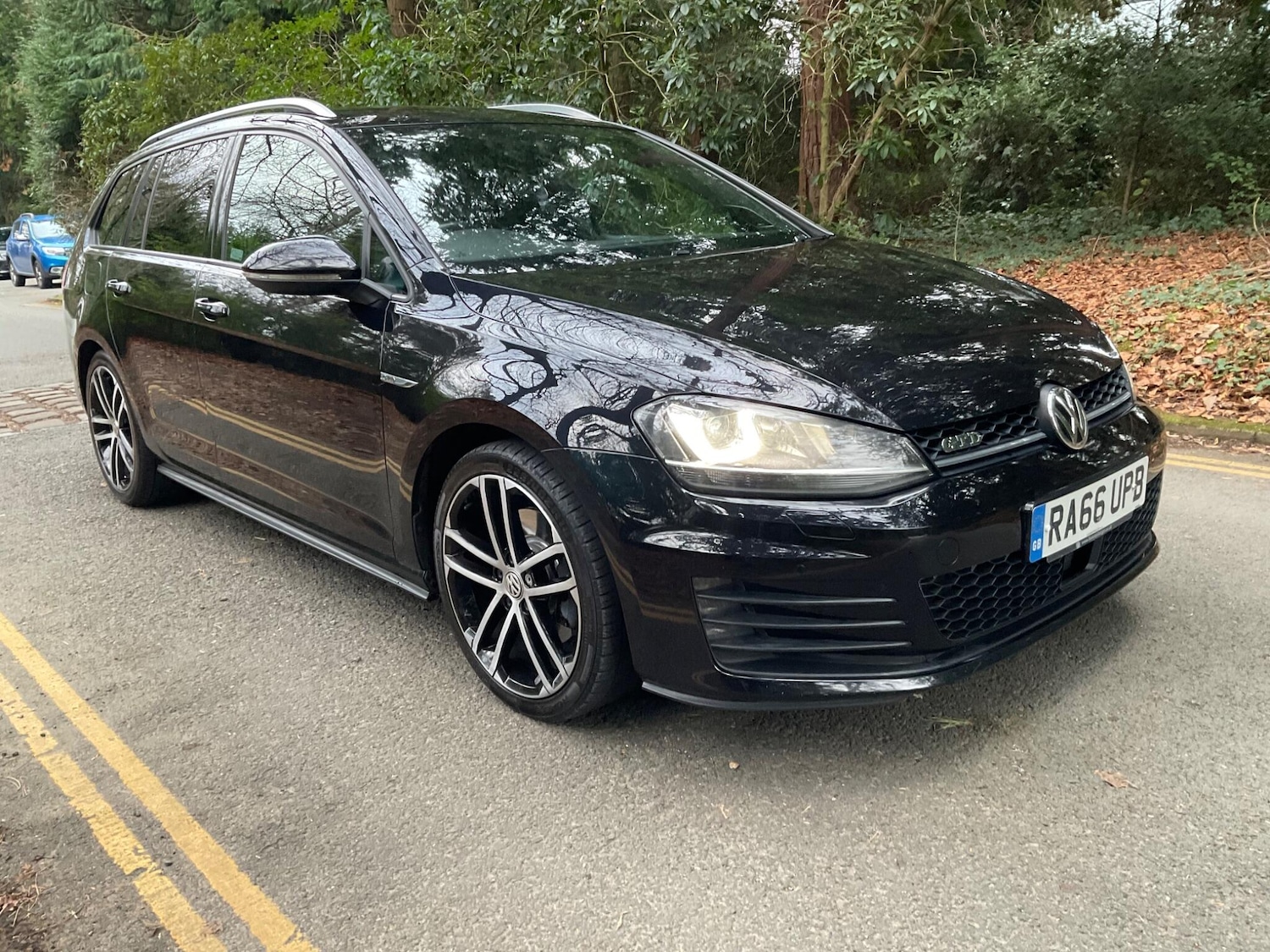 Used Volkswagen Golf 2017 for sale - 77066640: Photo 3