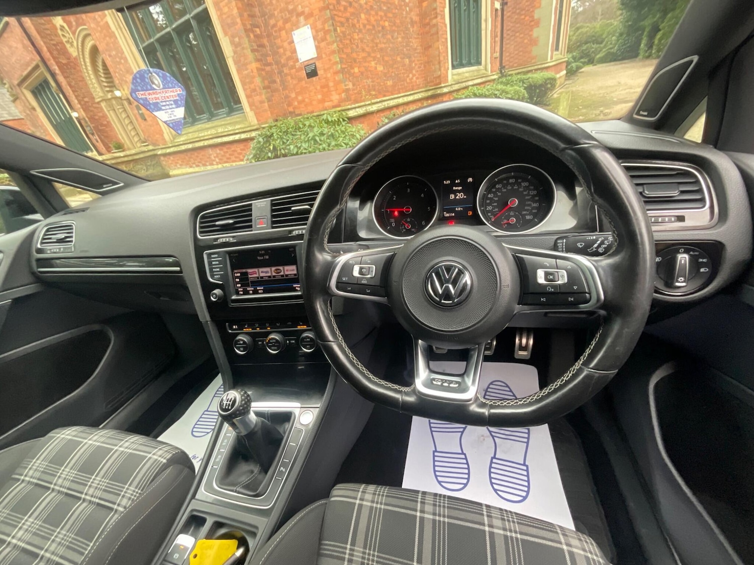 Used Volkswagen Golf 2017 for sale - 77066640: Photo 32