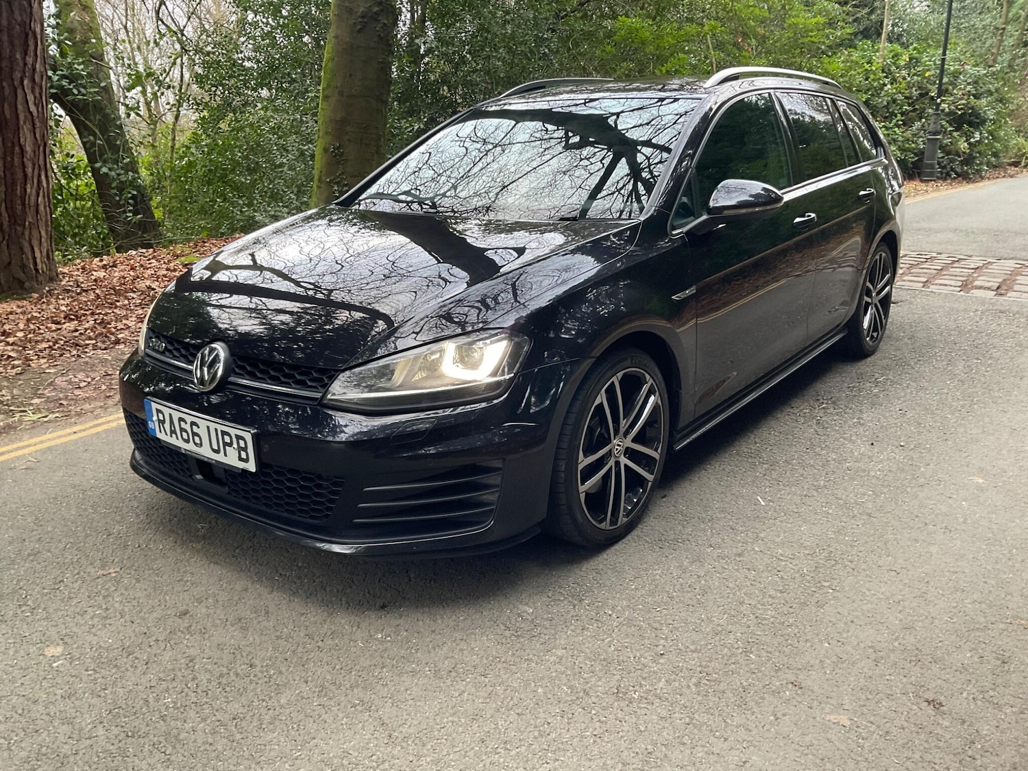 Used Volkswagen Golf 2017 for sale - 77066640: Photo 5