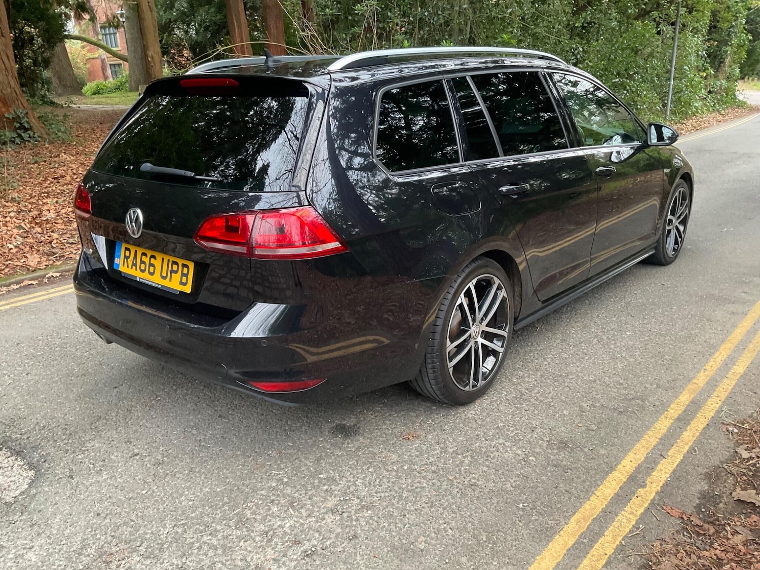 Used Volkswagen Golf 2017 for sale - 77066640: Photo 9