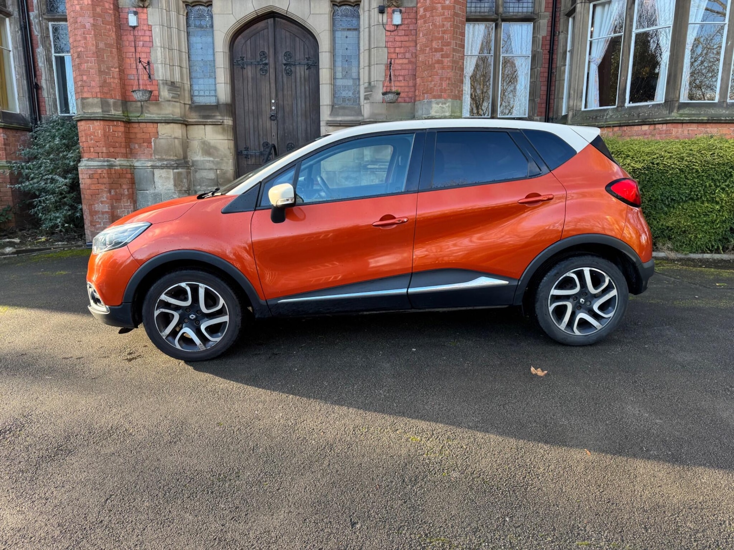 Used Renault Captur for sale - 77495875: Photo 4