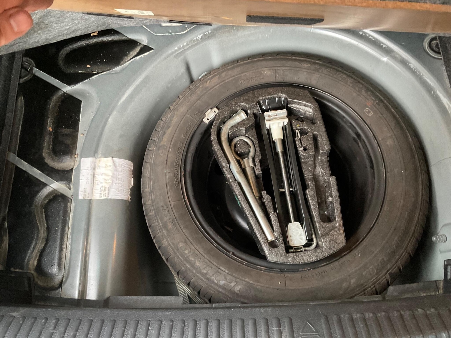 Used Volkswagen Polo 2014 for sale - 76522389: Photo 14