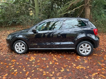 Used Volkswagen Polo 2014 for sale - 76522389: Photo