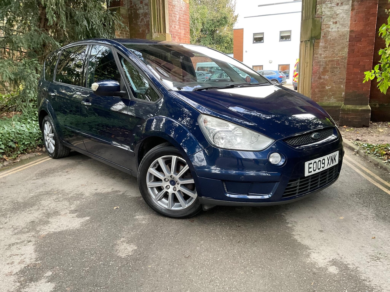 Used Ford S-Max 2009 for sale - 76714555: Photo 1
