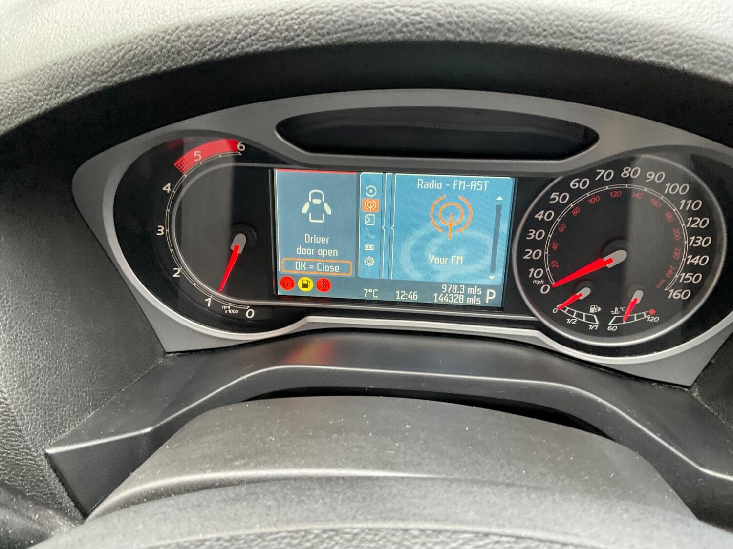 Used Ford S-Max 2009 for sale - 76714555: Photo 25