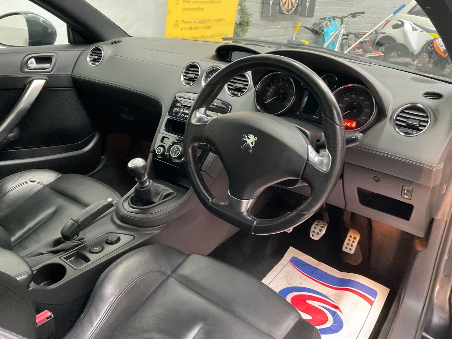 Used Peugeot RCZ 2011 for sale - 76607213: Photo 9