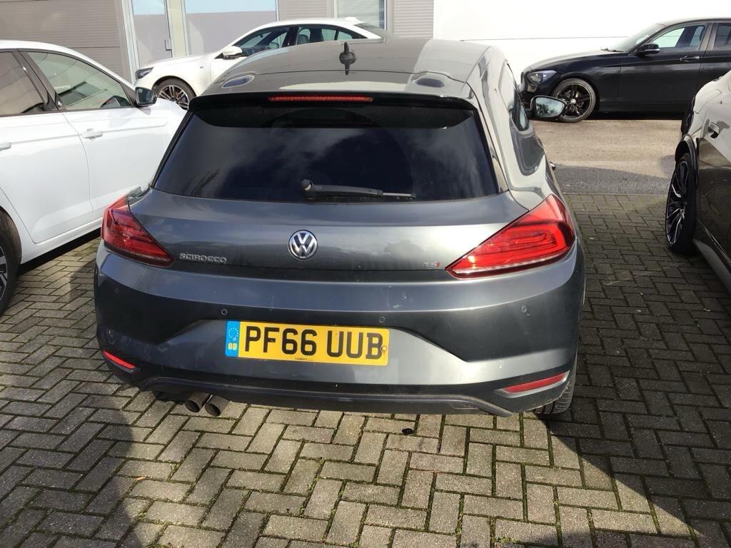 Used Volkswagen Scirocco 2016 for sale - 76538922: Photo 4