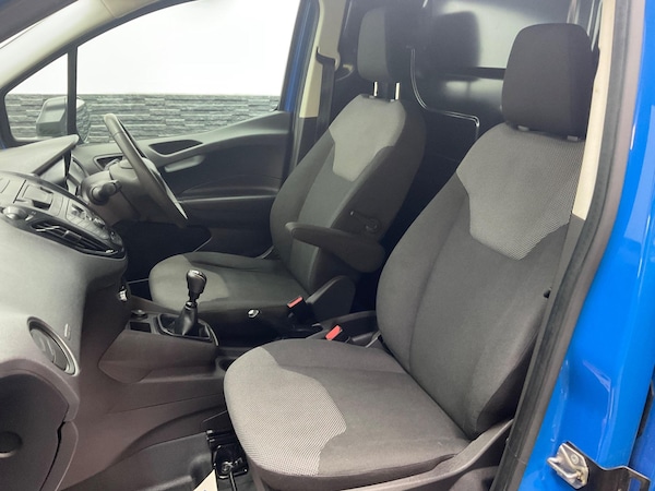 Used Ford Transit Courier 2019 for sale - 75448964: Photo 19