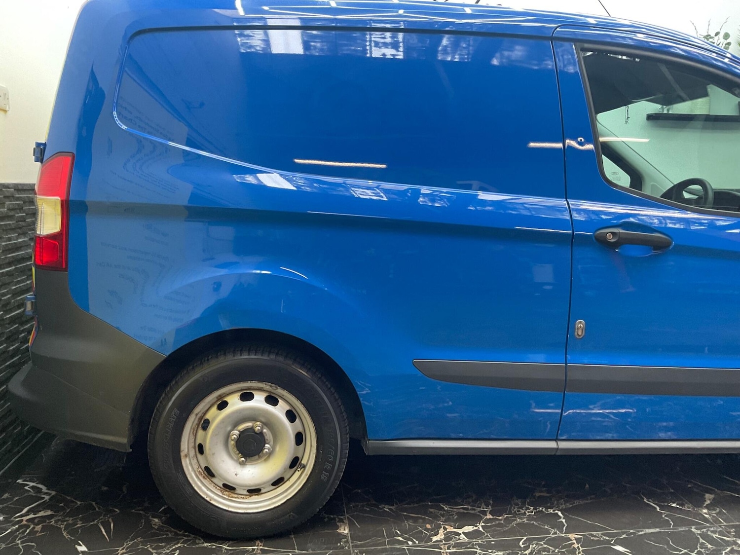 Vehicle 29