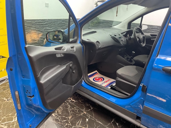 Used Ford Transit Courier 2019 for sale - 75448964: Photo 45