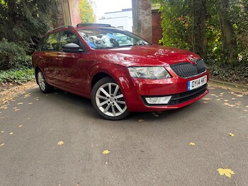 (14) - 1.6 TDI Elegance Euro 5 (s/s) 5dr