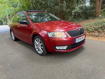 Used Skoda Octavia 2014 for sale - 76992133: Photo