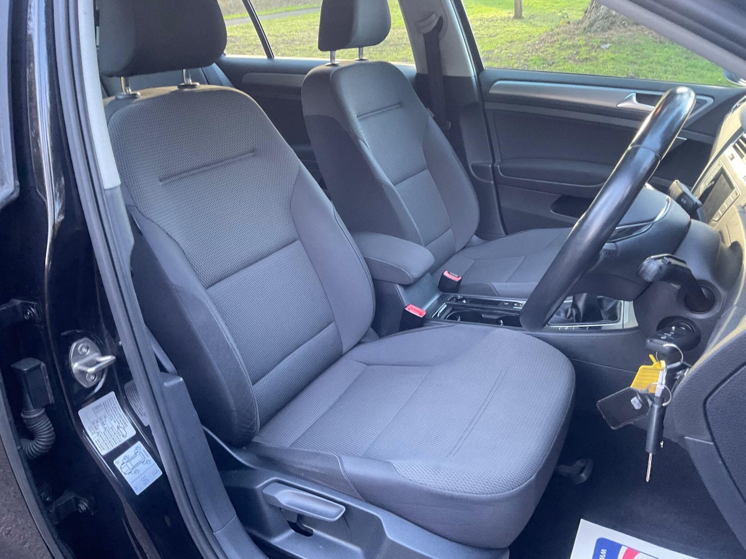 Used Volkswagen Golf 2015 for sale - 77358352: Photo 12