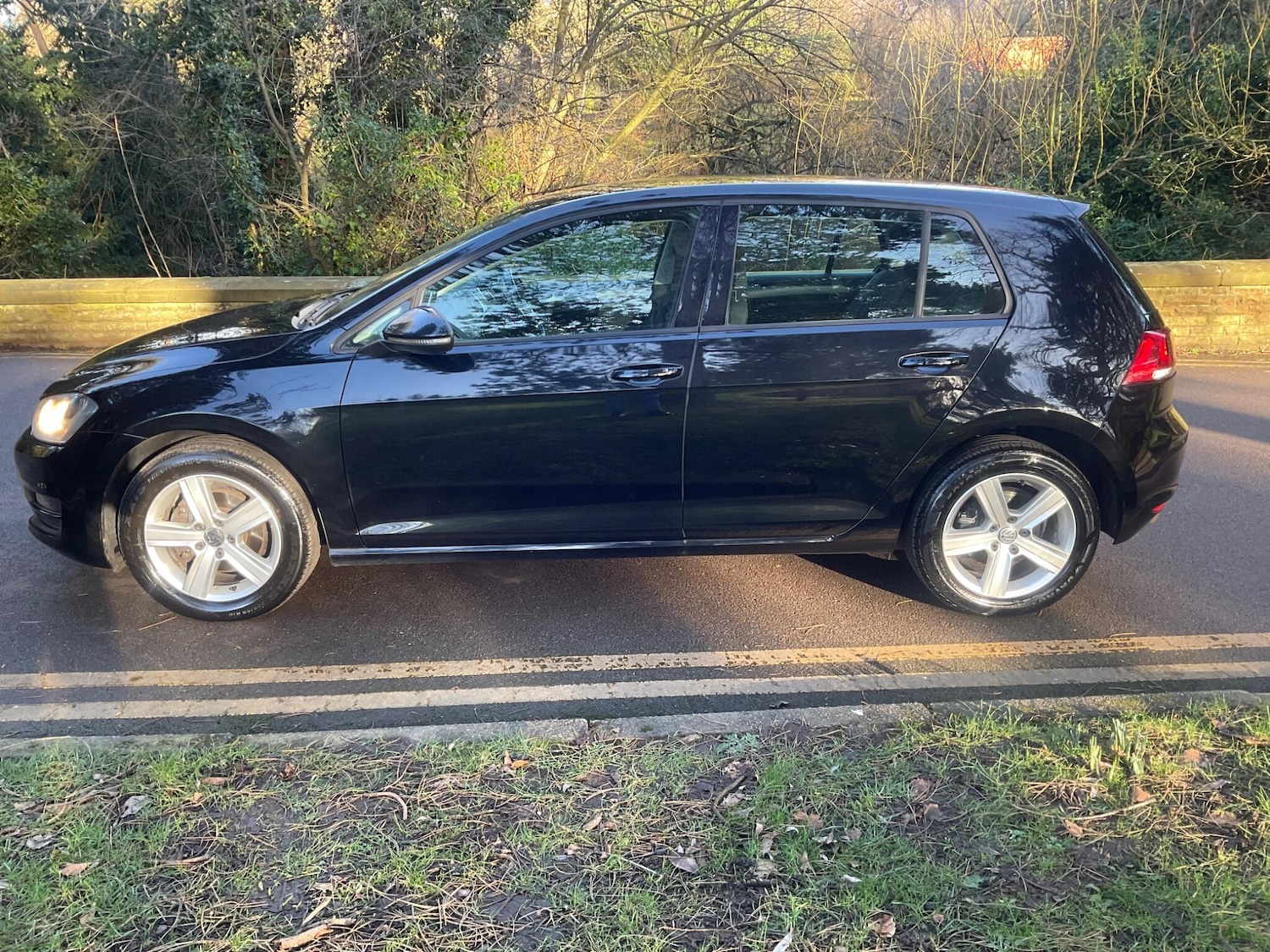 Used Volkswagen Golf 2015 for sale - 77358352: Photo 6