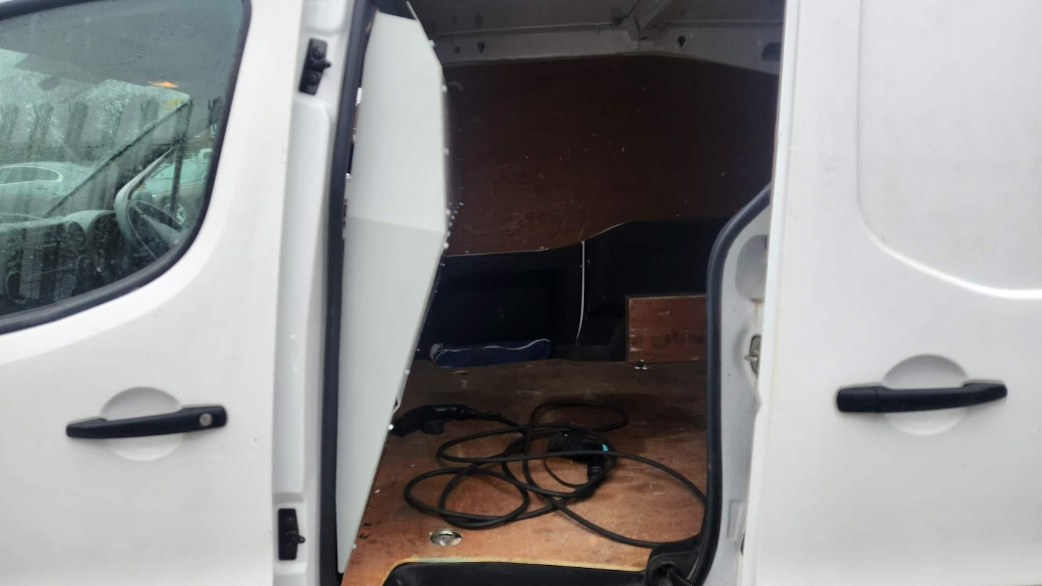 Used Peugeot Partner 2017 for sale - 76802194: Photo 18