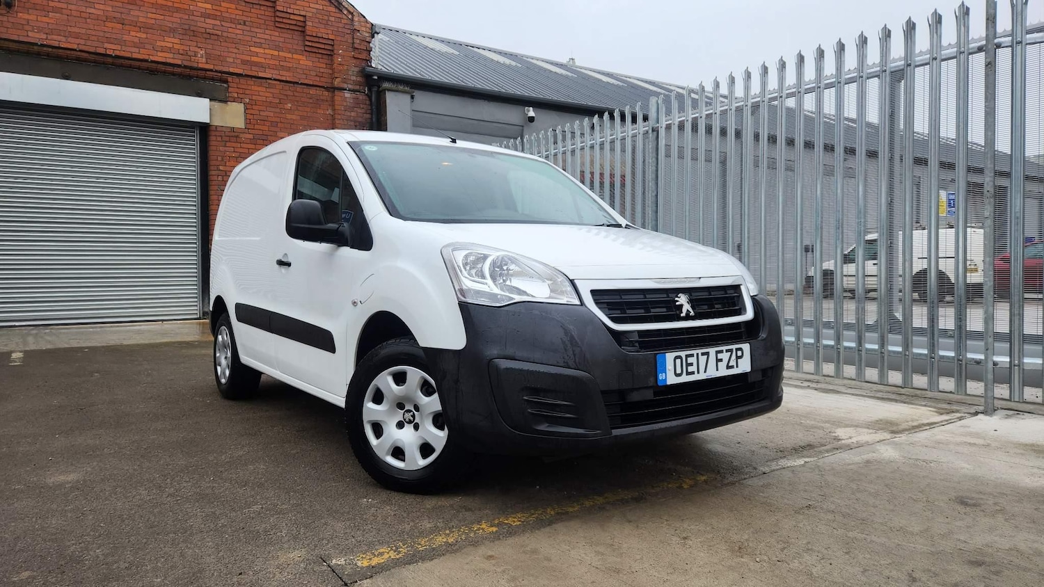 Used Peugeot Partner 2017 for sale - 76802194: Photo 2