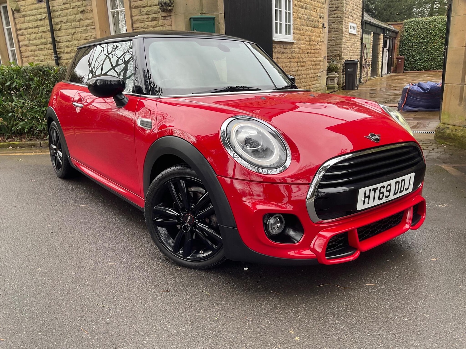 Used MINI Hatch 2019 for sale - 77612588: Photo 1
