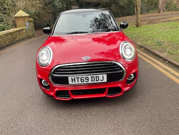 Used MINI Hatch 2019 for sale - 77612588: Photo