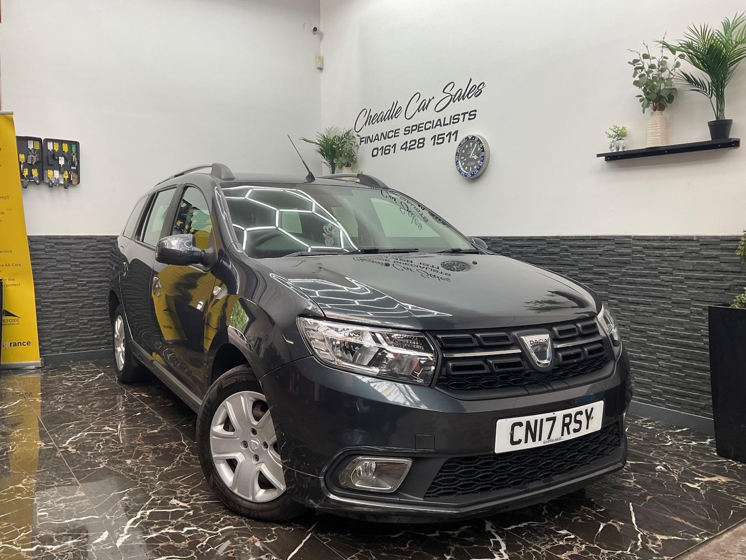 Used Dacia Logan MCV 2017 for sale - 76991848: Photo 1