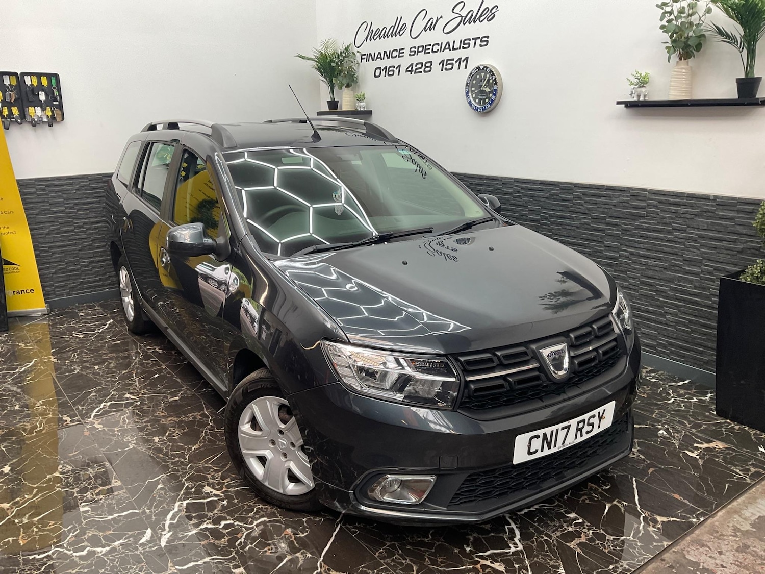 Used Dacia Logan MCV 2017 for sale - 76991848: Photo 2