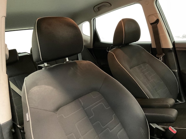 Used Kia Venga 2012 for sale - 69333427: Photo 12