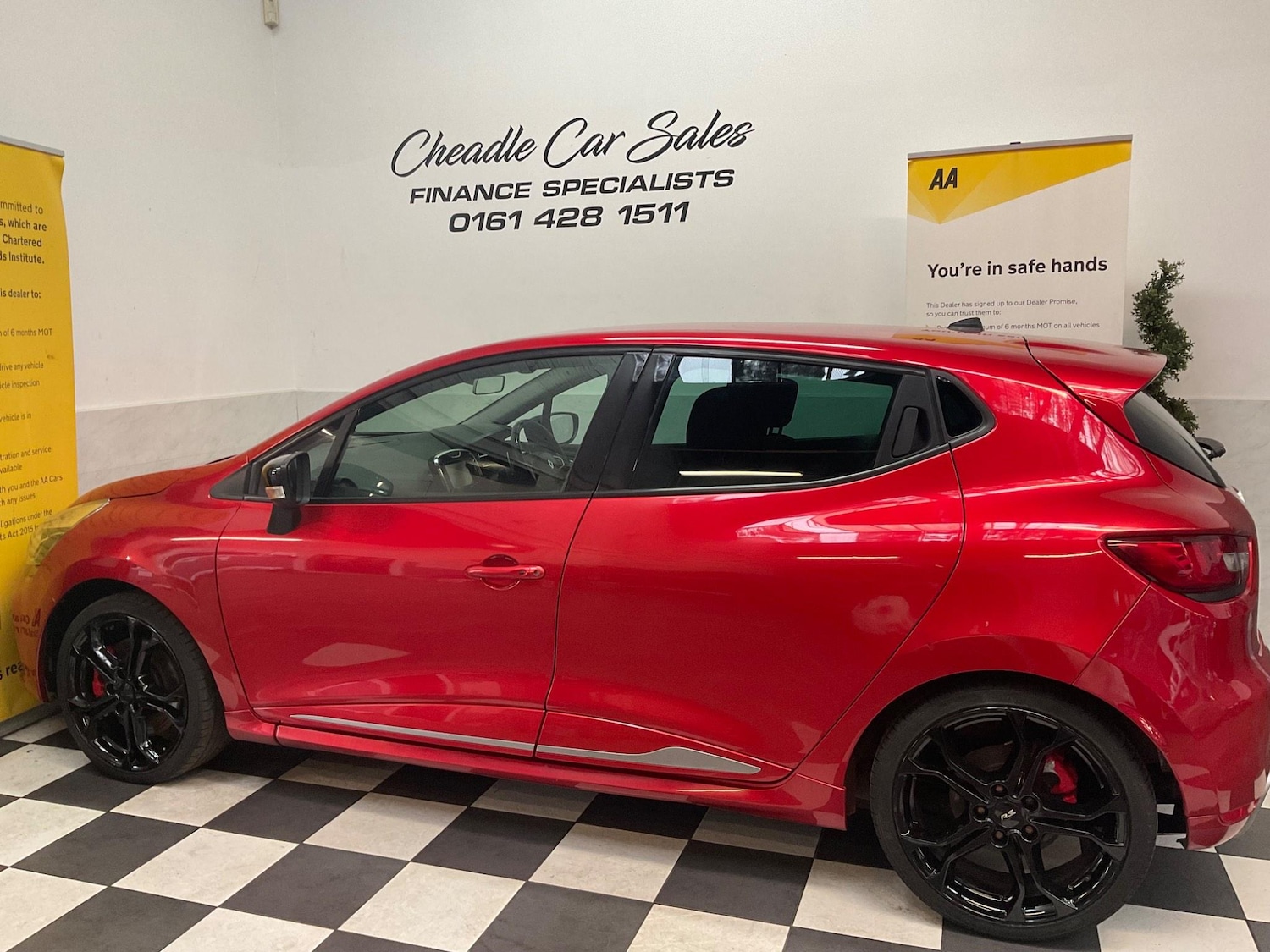 Used Renault Clio 2014 for sale - 76476611: Photo 16