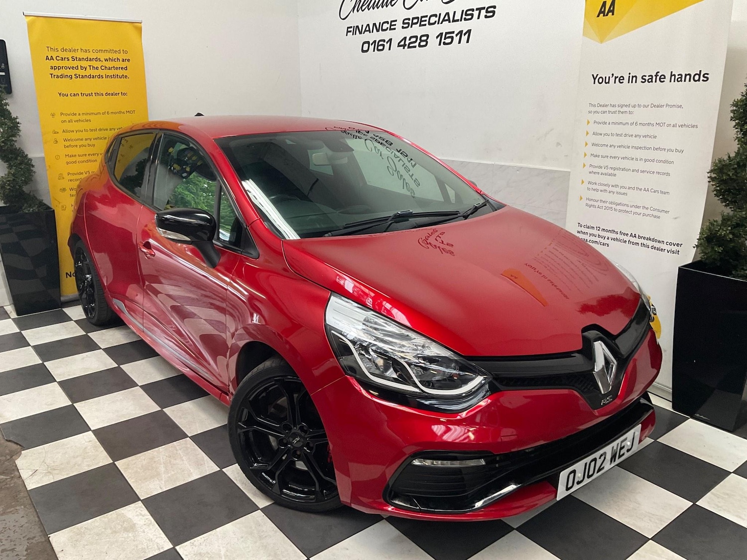 Used Renault Clio 2014 for sale - 76476611: Photo 2