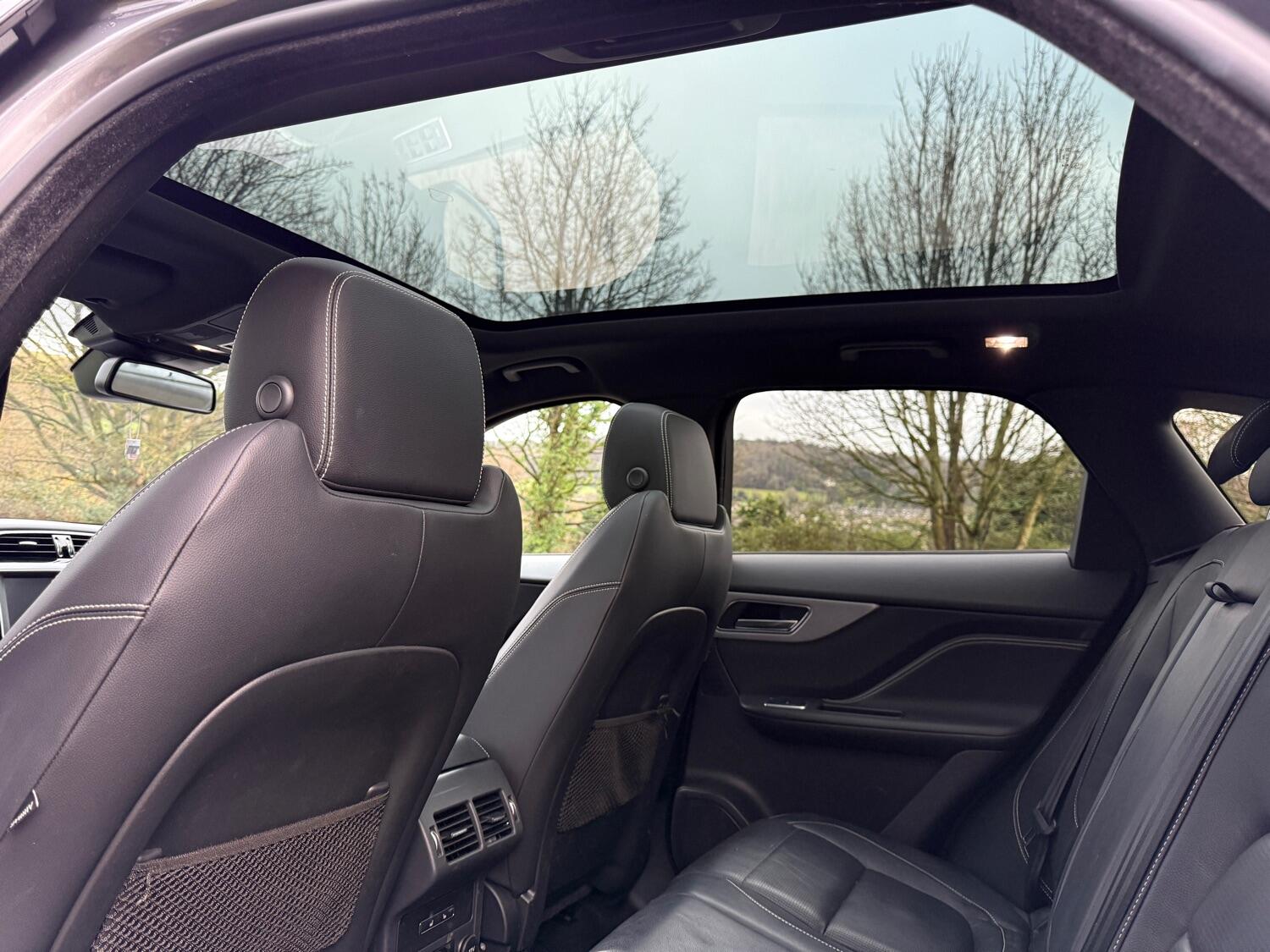 Used Jaguar F-Pace 2017 for sale - 77535872: Photo 17