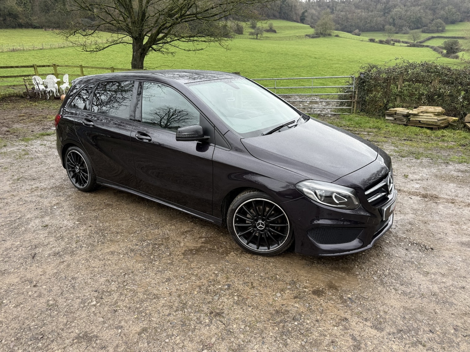 Used Mercedes-Benz B Class 2015 for sale - 77516139: Photo 2