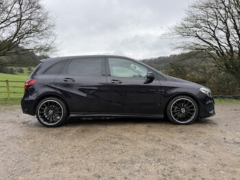 Used Mercedes-Benz B Class 2015 for sale - 77516139: Photo