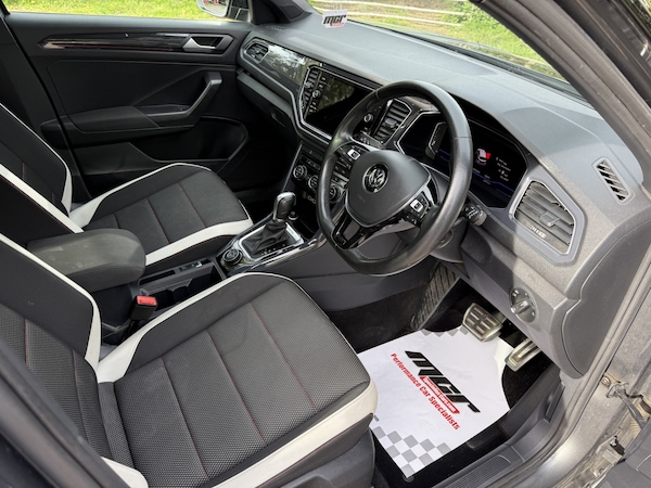 Used Volkswagen T-Roc 2018 for sale - 76101097: Photo 11