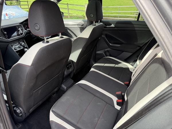 Used Volkswagen T-Roc 2018 for sale - 76101097: Photo 16