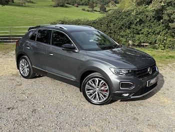 Used Volkswagen T-Roc 2018 for sale - 76101097: Photo