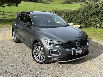 Used Volkswagen T-Roc 2018 for sale - 76101097: Photo
