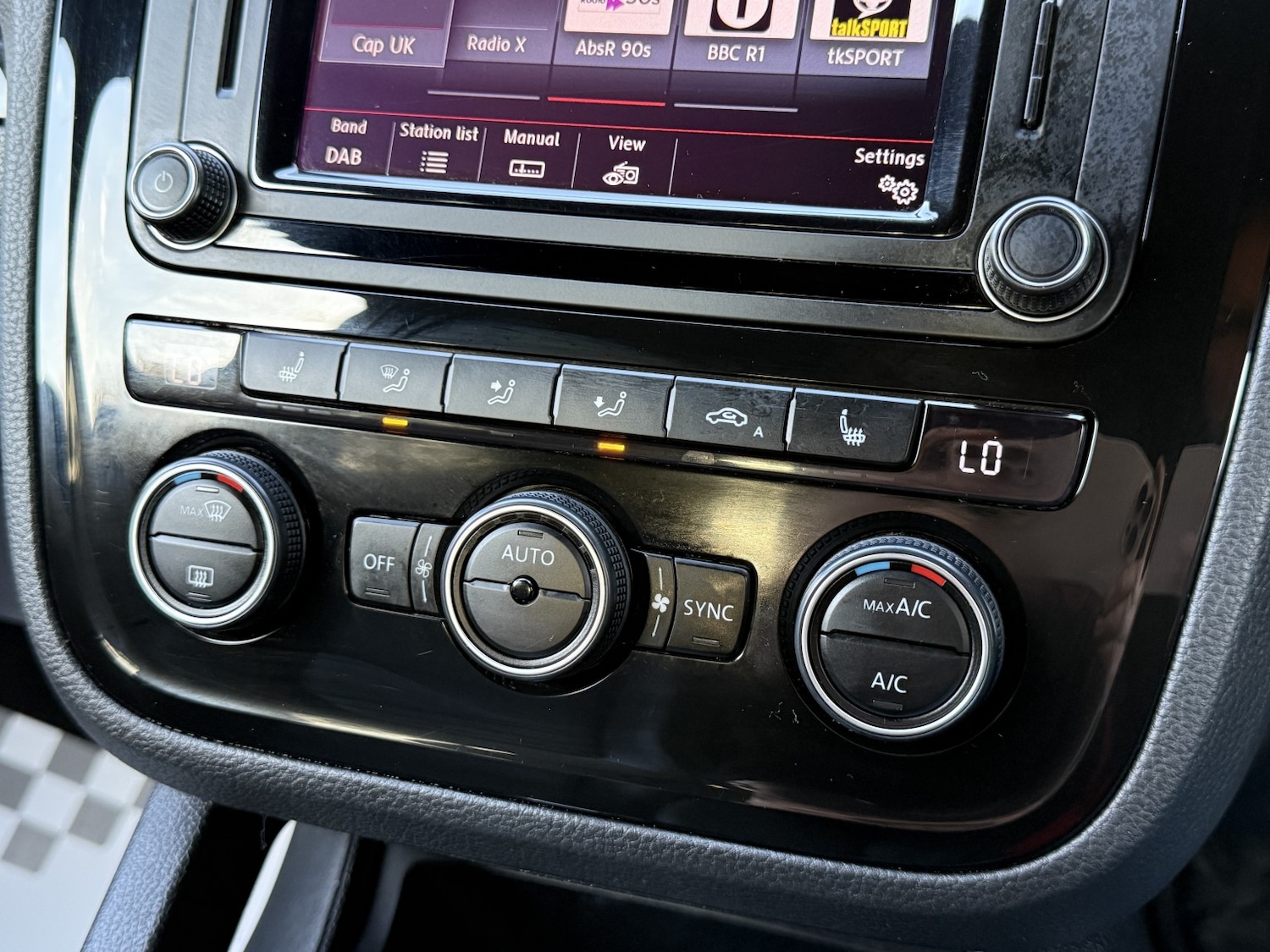 Used Volkswagen Scirocco 2016 for sale - 76376917: Photo 10