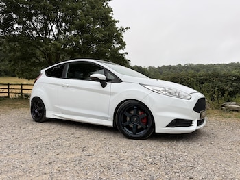 Used Ford Fiesta 2014 for sale - 79340864: Photo
