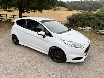 Used Ford Fiesta 2014 for sale - 79340864: Photo