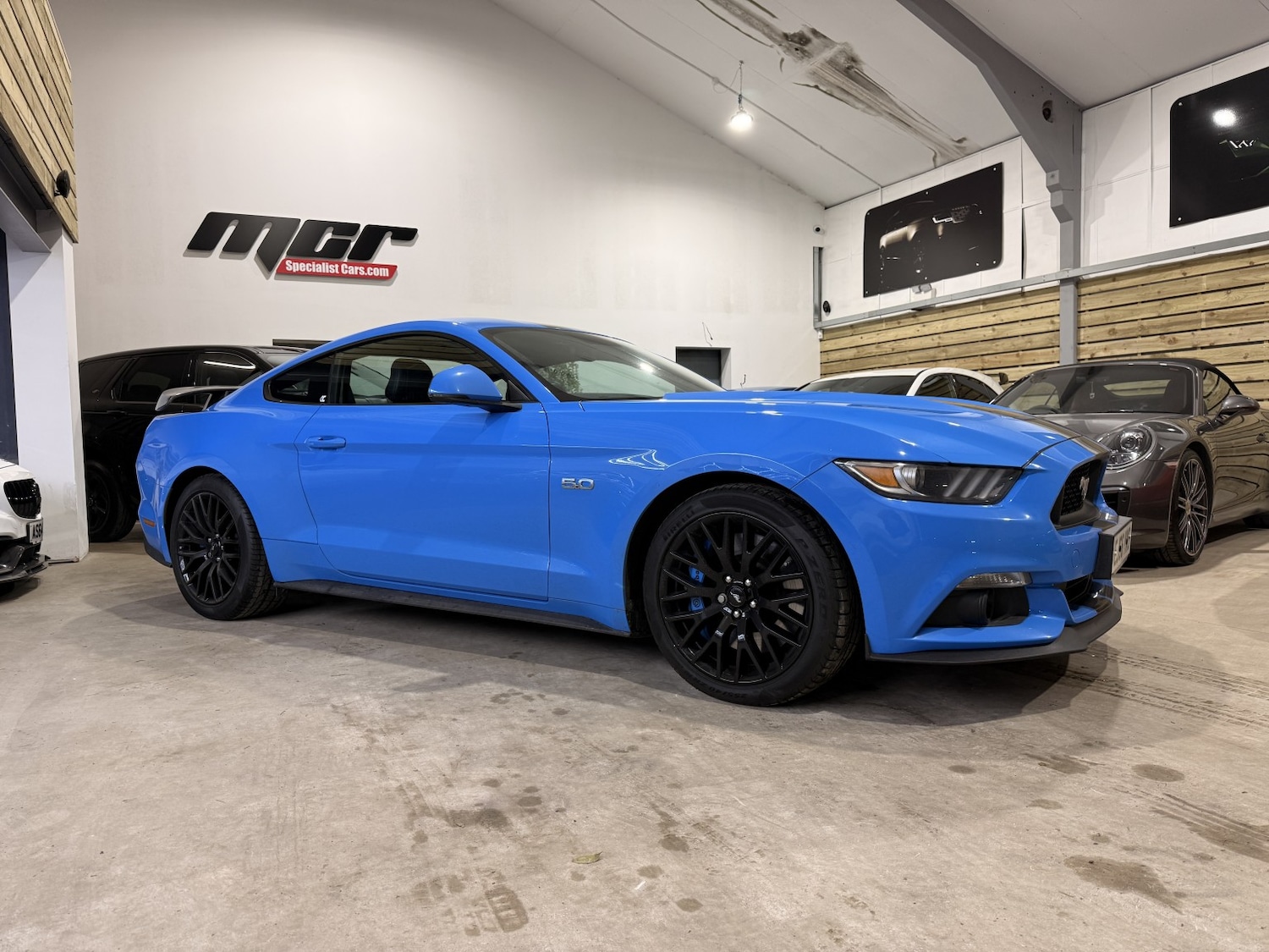 Used Ford Mustang 2016 for sale - 76830390: Photo 1