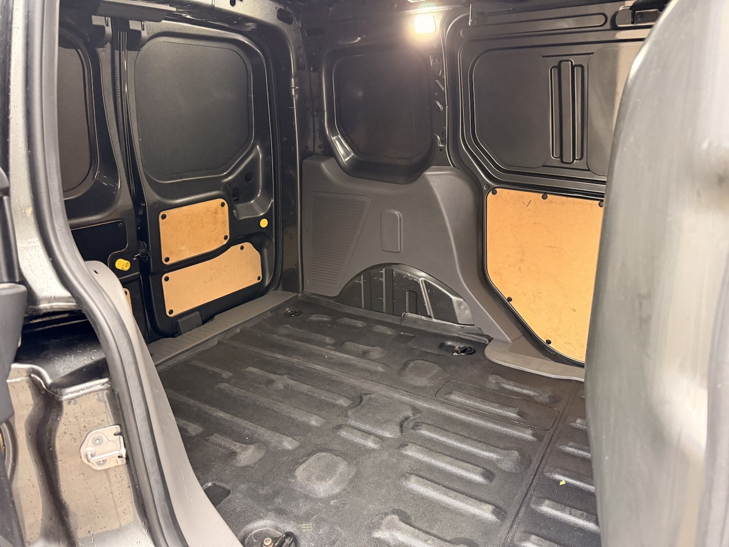 Used Ford Transit Connect 2019 for sale - 77096893: Photo 18