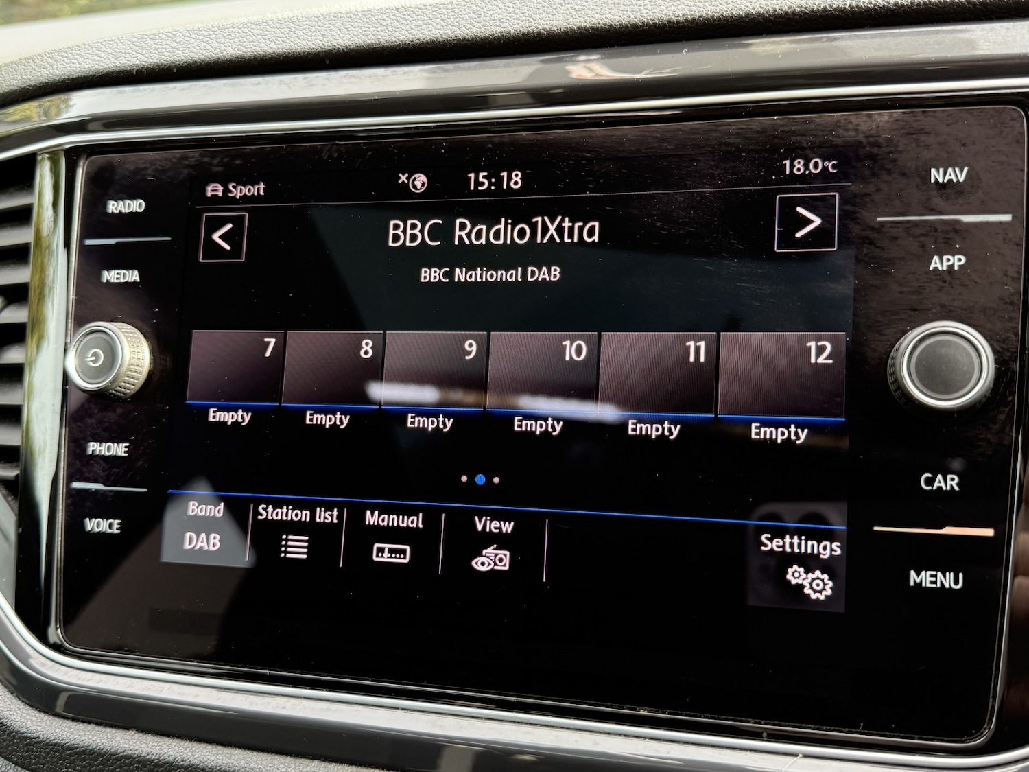 Used Volkswagen T-Roc 2018 for sale - 76618719: Photo 18