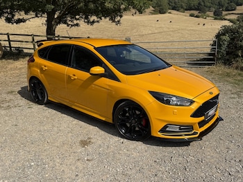 Used Ford Focus 2017 for sale - 79637744: Photo