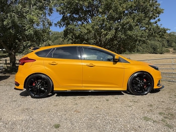 Used Ford Focus 2017 for sale - 79637744: Photo