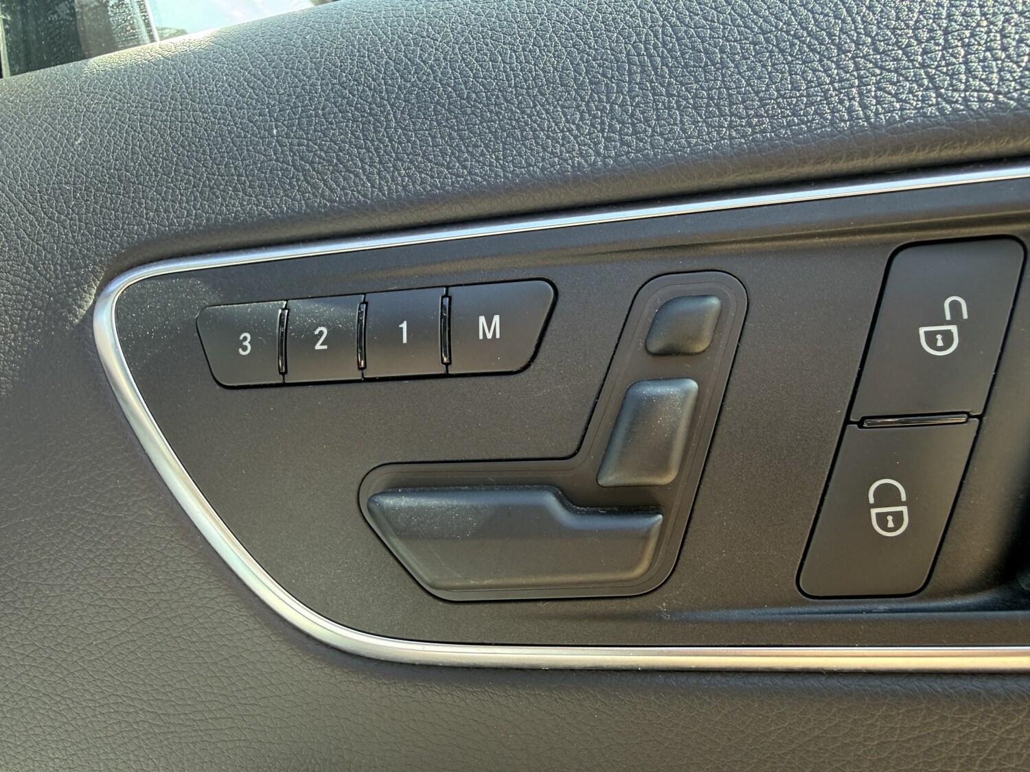 Used Mercedes-Benz GLA 2016 for sale - 78155368: Photo 23