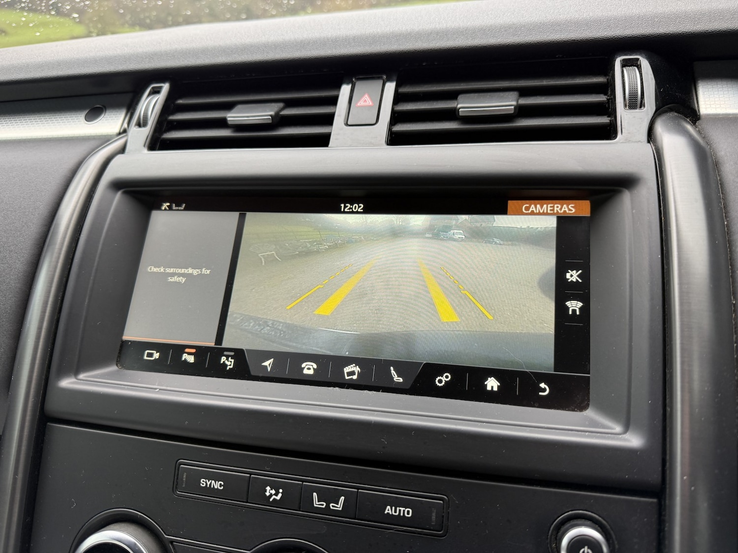 Used Land Rover Discovery 2020 for sale - 77395275: Photo 17